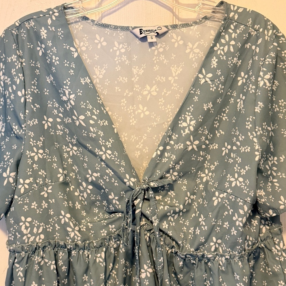 Everkaki Maternity Top - Picture 2 of 6